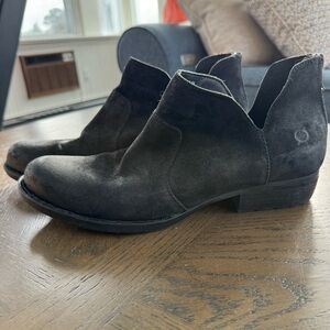 Women’s Born Kerri Booties Color Black Distressed Size 9.5